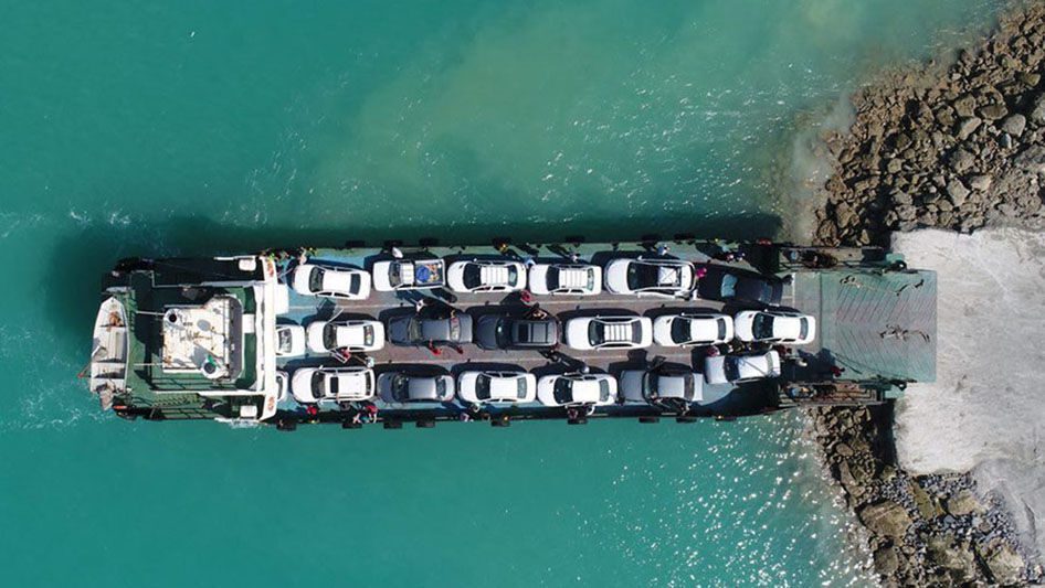 The cost of transporting a car from Bandar Abbas to Qeshm