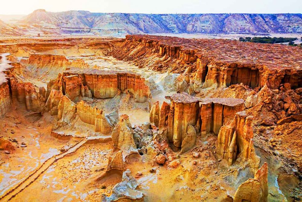 سفر از بندرعباس به قشم چگونه است؟